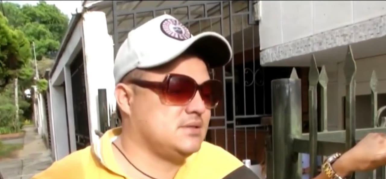 Por su parte, Rafael Ortiz dijo que, en cuanto se enteró de la noticia, fue por su madre y los dos se dirigieron hasta la capilla. “Somos bastante devotos y creo que la virgen quiere darnos a entender algo”, explica. 
<br>