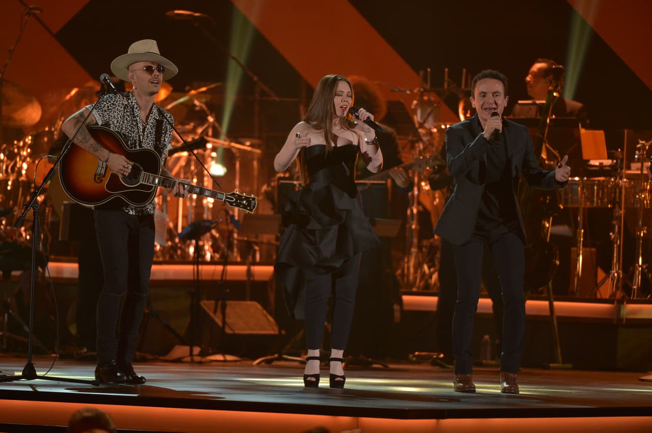 Interpretaron "Volver A Comenzar".