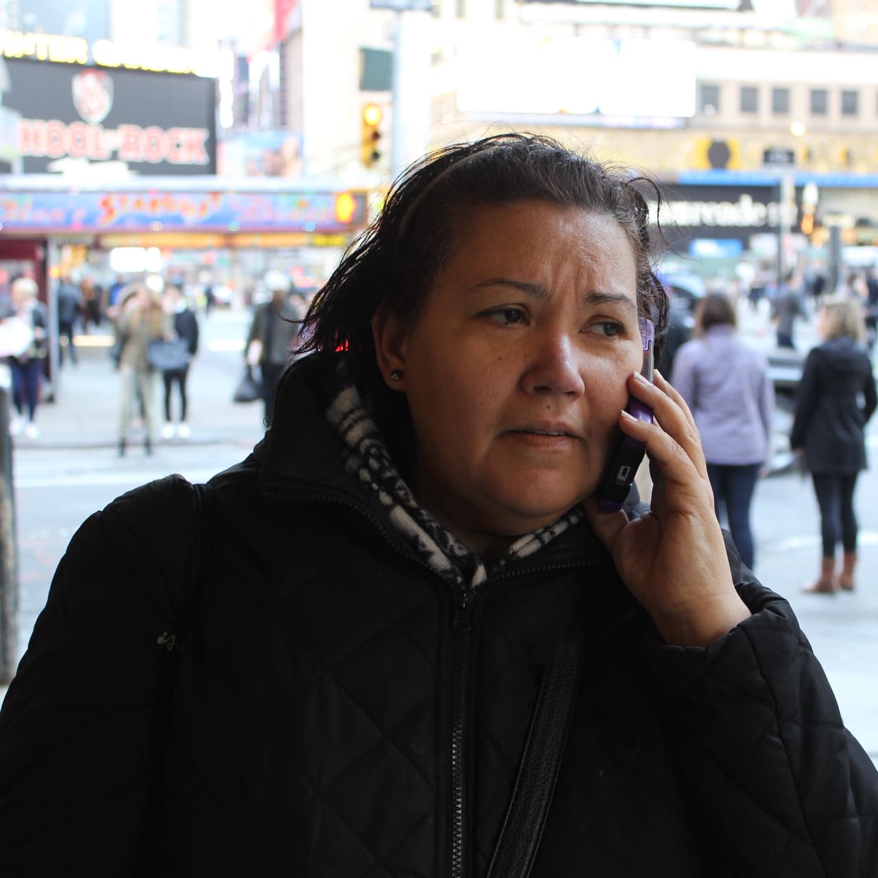 Flavia Cabral ultima detalles para la protesta del jueves antes de entrar a su segundo trabajo