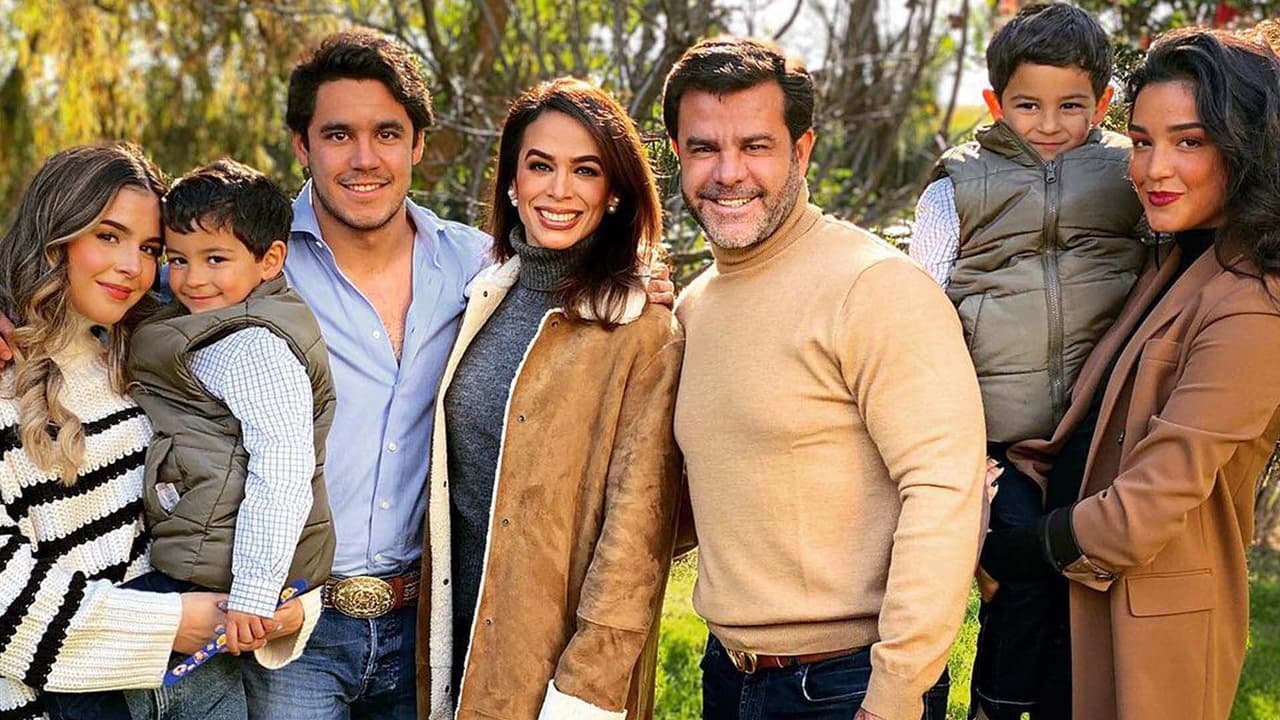 Hijo de Biby Gaytán cautiva con espectacular dueto con Eduardo Capetillo y rompen Internet