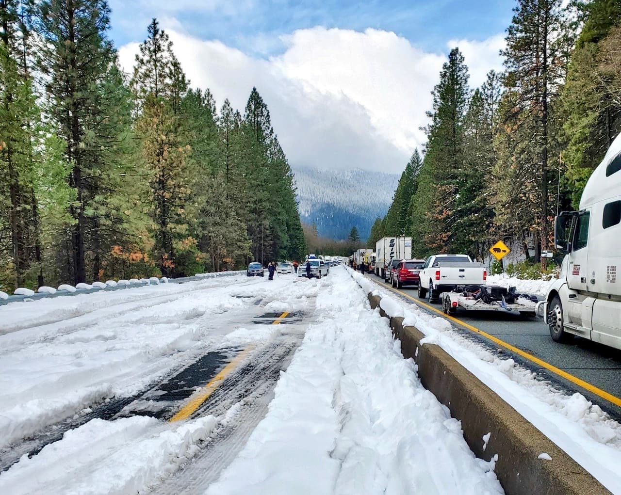 Vista desde la autopista 5 en el condado de Shasta.