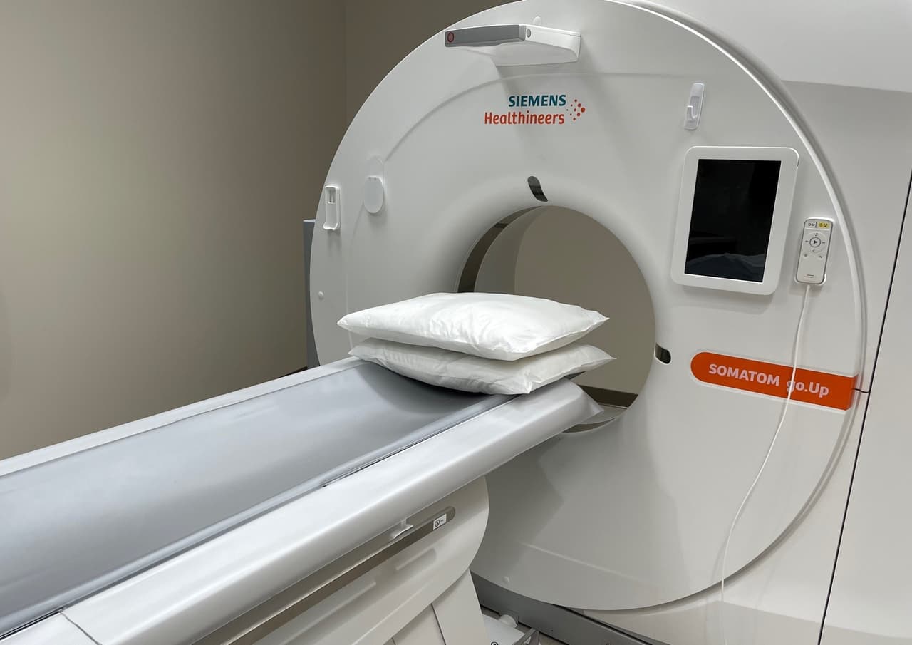 El nuevo hospital tiene un departamento de emergencias con 13 camas, un quirófano y ocho salas de hospitalización.
<br>