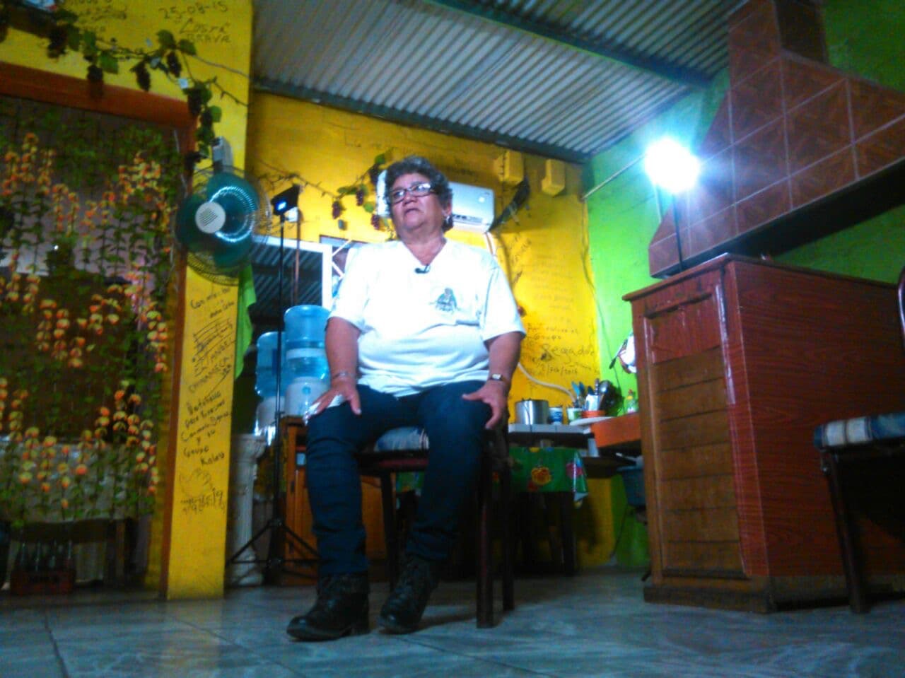 “A mi hijo se lo llevaron en puro calzón, lo llevaron encuerado, como a la una y media de la madrugada del 23 de octubre del 2015”, cuenta Rosita García, una de las madres que participan en la búsqueda. Oscar Omar, de 22 años, pasaba la noche con su novia cuando encapuchados llegaron a buscarlo.