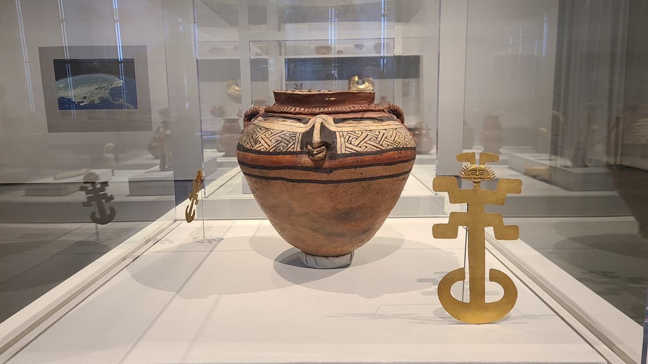 Algunas de las piezas que actualmente están en Los Ángeles nunca habían salido del Museo del Oro de Colombia.