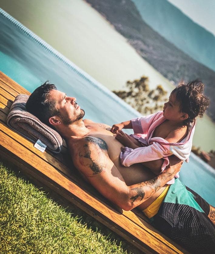 Por ahora, queda en el aire la incógnita por saber si José Ron hará su sueño de ser padre y si lo cumplirá junto a Jessica Díaz. El tiempo lo dirá. 
<br>