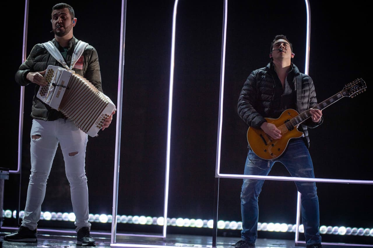 Calibre 50 deleitará al público con su famoso 'Corrido de Juanito'.