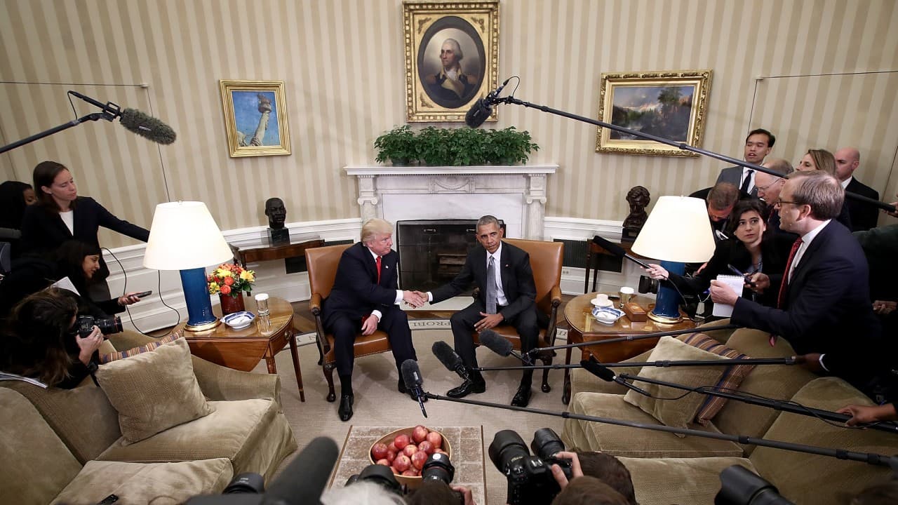 En un minuto: Obama y Trump planean transición y se reúnen por primera vez en la Casa Blanca