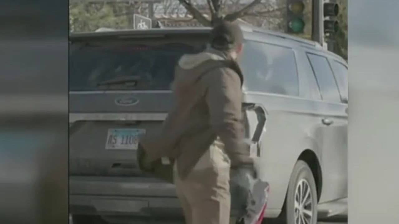 Alex Pretti: Nuevas imágenes muestran altercado con agentes fronterizos antes de su muerte