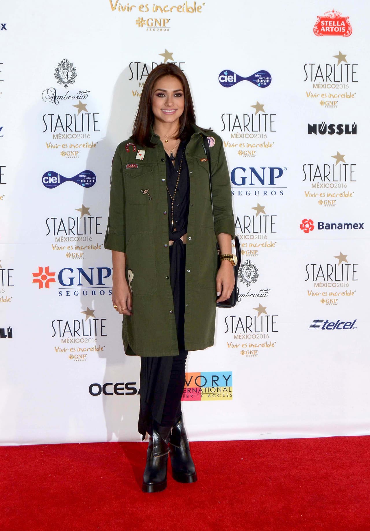 Enamórate de Renata Notni cada noche en "Sueño de amor", lunes a viernes 8PM/7C por Univision.