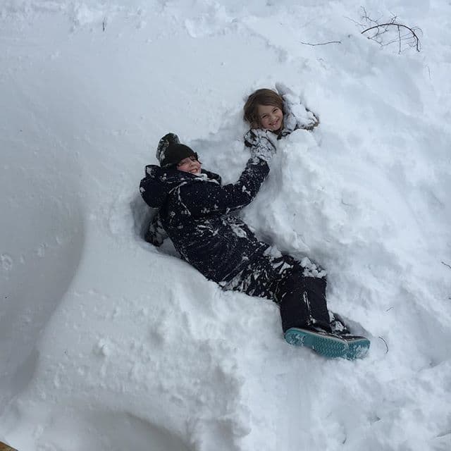 Sus hijas no se quedaron atrás.