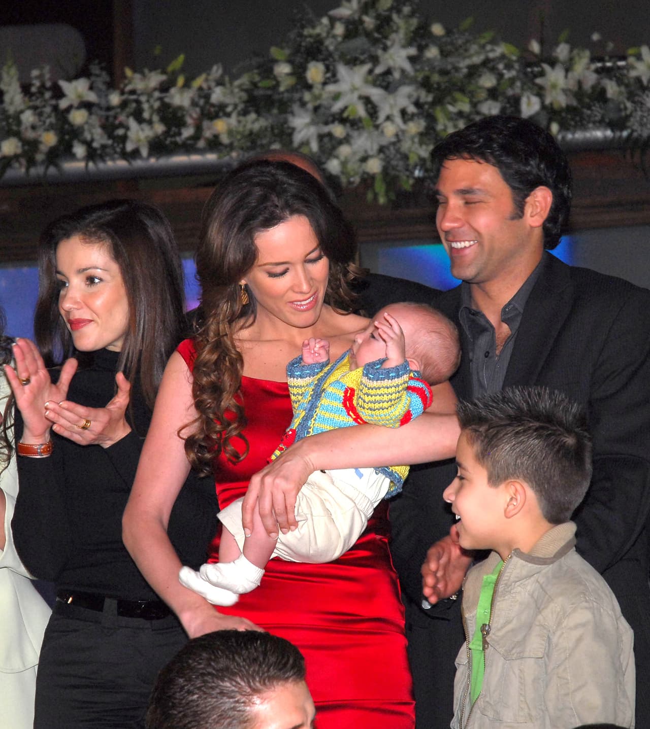 "Tenemos una relación de mucho respeto, de amistad, de trabajo normal, no soy su consejera, ni platicamos, ni nada, es de trabajo, ¿cómo estás? cuídate, bye, no hay necesidad de más", fue lo que declaró Bracamontes al portal 'Esmas' cuando grabaron juntos la telenovela.