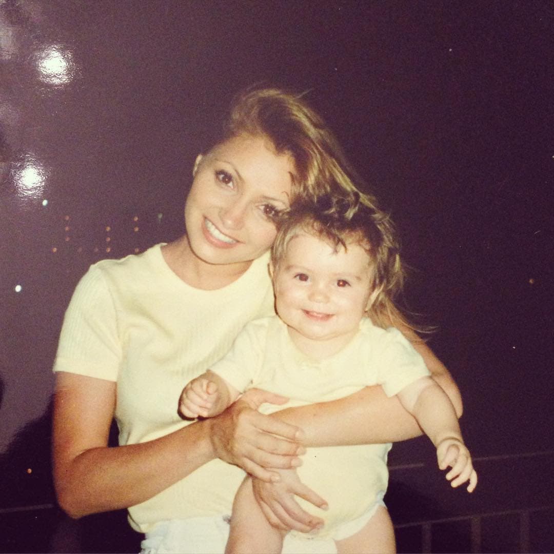 <b><a href="http://www.univision.com/temas/angelica-rivera">Angélica Rivera</a> </b>tuvo tres hijas junto al productor de televisión José Alberto Castro, tras casi una década de relación sentimental.