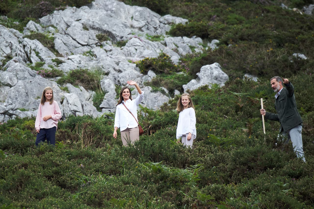 La familia real también visitó el Parque Nacional de la Montaña de Covadonga, el cual fue inaugurado en 1918 por el rey Alfonso XIII
<b>.</b>
