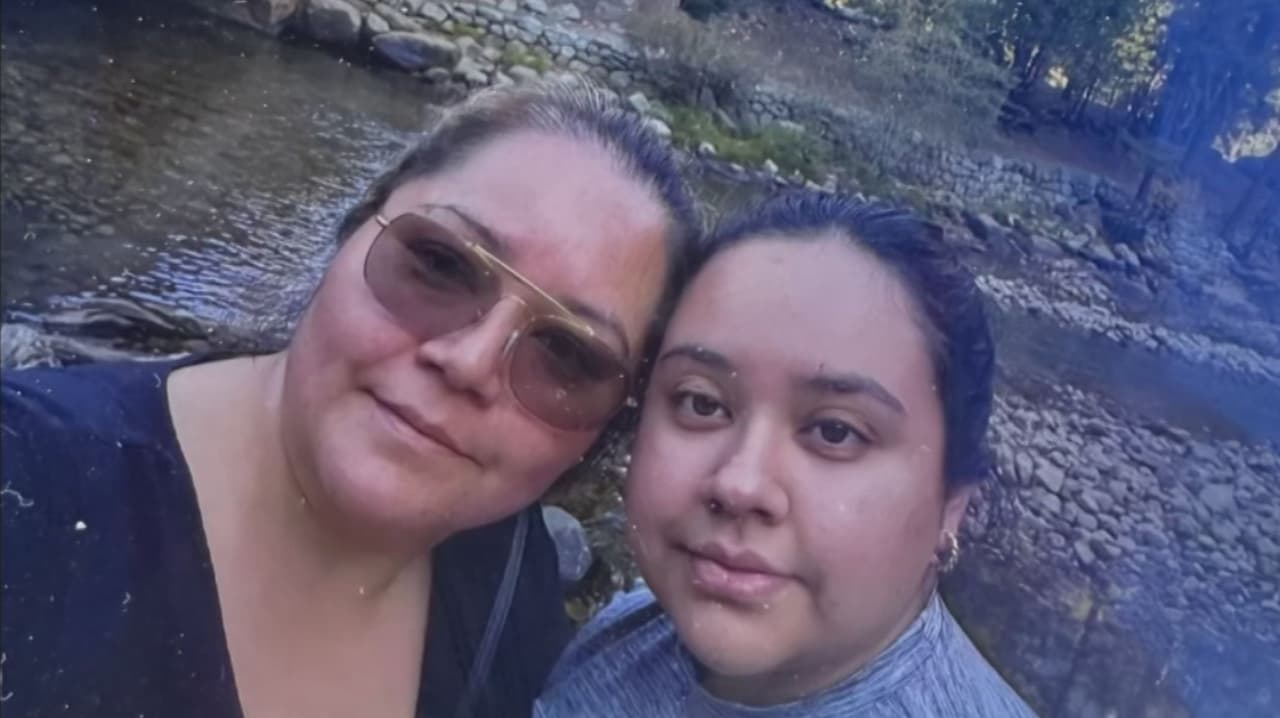 "Yo sé que mi mamá tiene derechos": Joven logra que juez ordene el regreso de su madre beneficiaria de DACA deportada