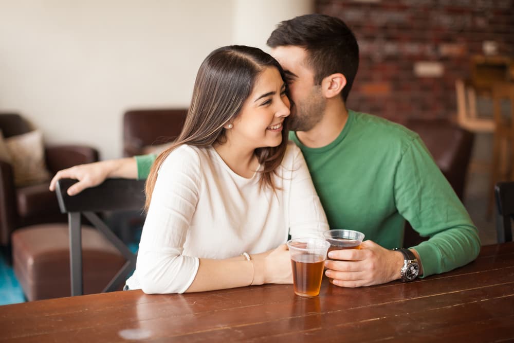 <b>Leo </b>
<br>
<b>Te encontrarán encantador, fascinante</b>
<br>La oposición de tu regente el Sol, o sea, el plenilunio de la primera semana de octubre combinado con la conjunción Venus-Marte revisten tu aura con un toque fascinante que te vuelve encantador cuando estés frente a los demás.