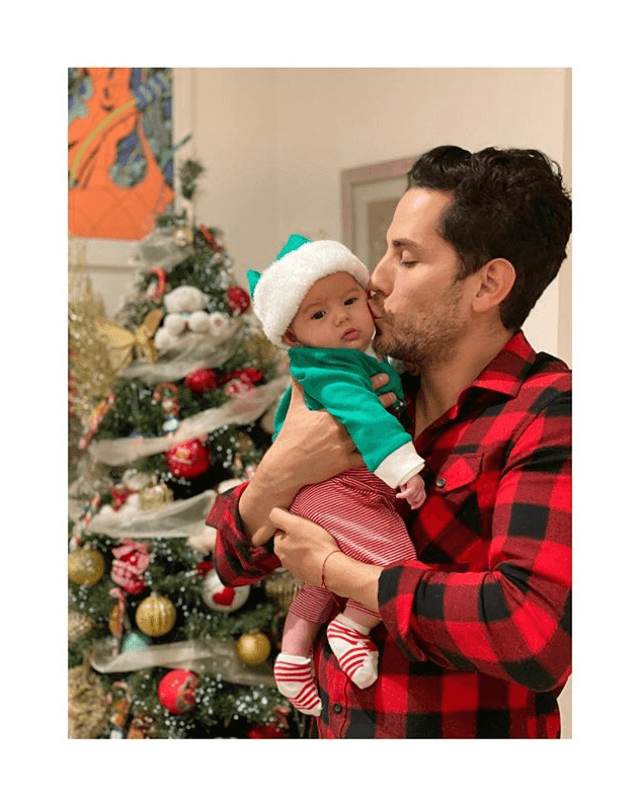 Además negó tener intenciones de convertirse en padre aunque es un "tío súper feliz".