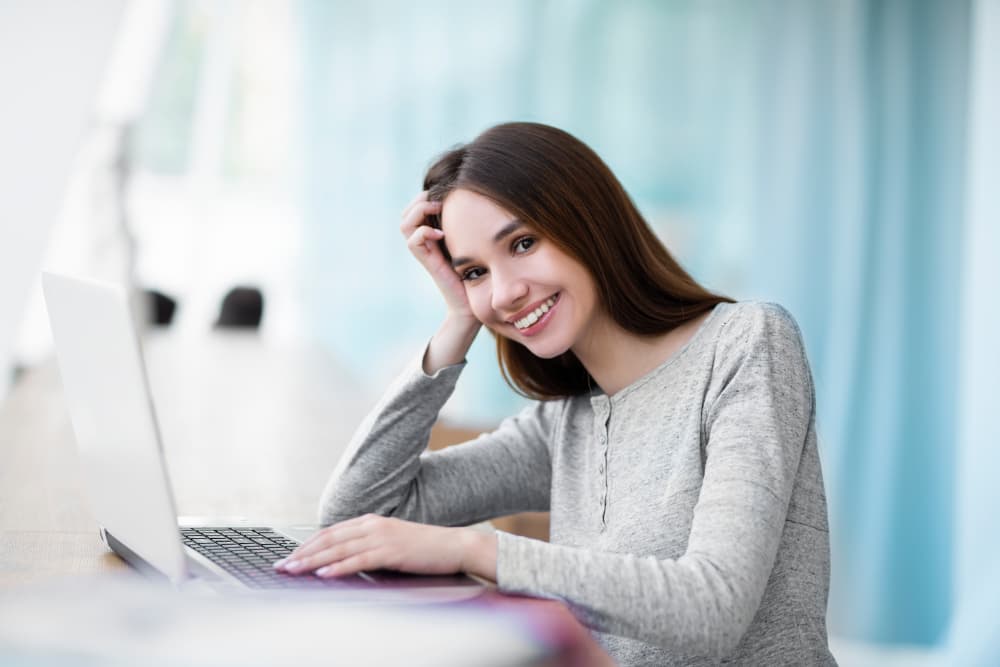 Todo cambiará positivamente para ti a partir del solsticio cuando comience tu ciclo de cumpleaños que se augura poniendo un punto final a tu inquietudes sentimentales, tiempo de amor, de familia, de alegría y punto final a tristezas y desengaños, tienes frente a ti un estupendo panorama en este mes de cumpleaños canceriano.