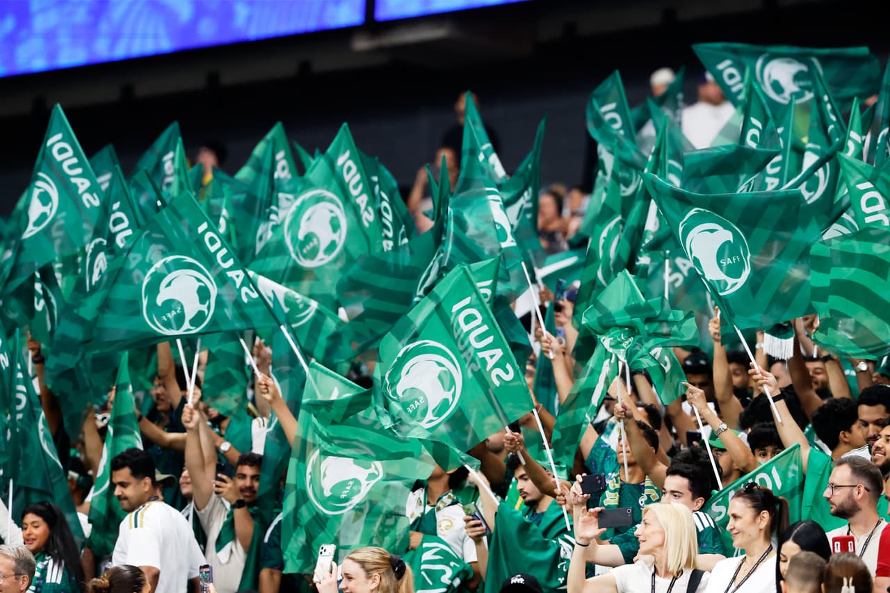 La afición saudita en el partido.