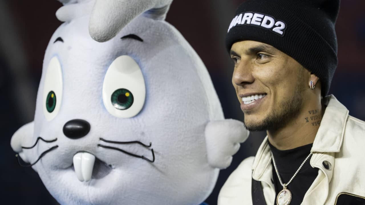 Carlos Salcedo rescinde contrato con Cruz Azul