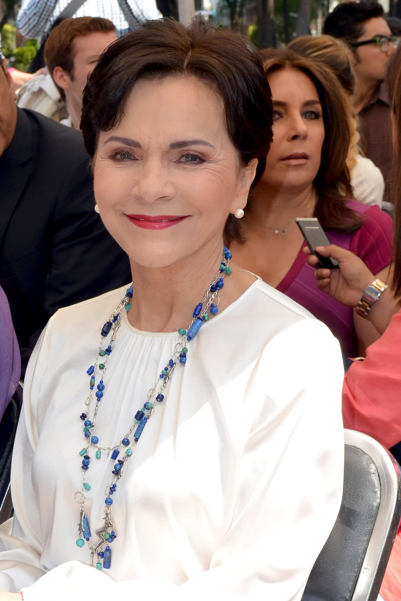 Los conductores del programa transmitieron el video completo de lo sucedido y negaron que la reportera haya agredido a Yuridia. Ante este conflicto, la cantante también aclaró que no tuvo la intención de ponerse en contra de los medios sino de hablar de los problemas de salud mental, pues no es algo que se acostumbre hacer.