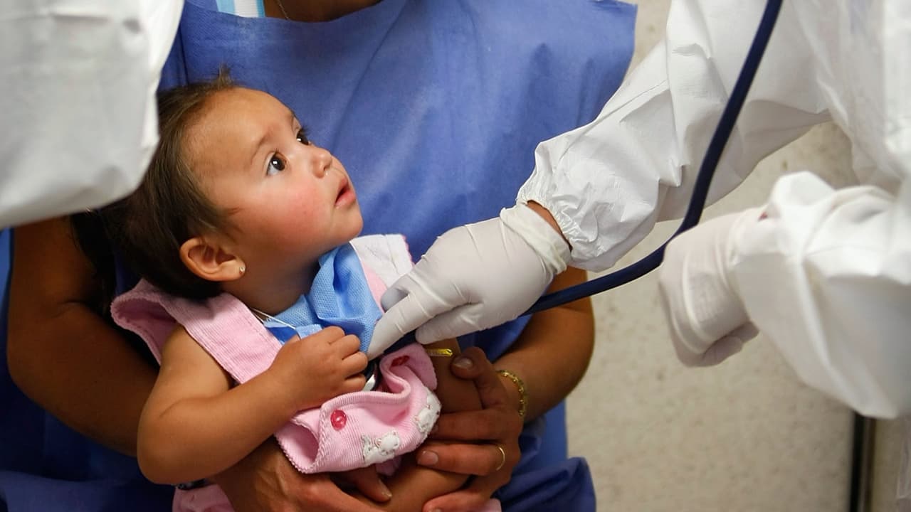 Cuida a tus niños en esta temporada de influenza. Un pequeño ya murió en Chicago debido a esta enfermedad