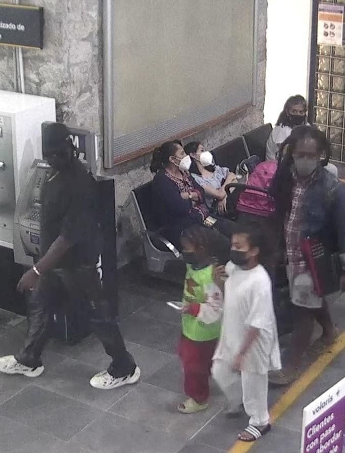 Tras casi una semana junto al mar, los niños, sus cuidadores y seguridad regresaron a Los Ángeles. Sin embargo, Kanye West se quedó cinco días más en México para seguir inspirado por el arte y la cultura en ese país.