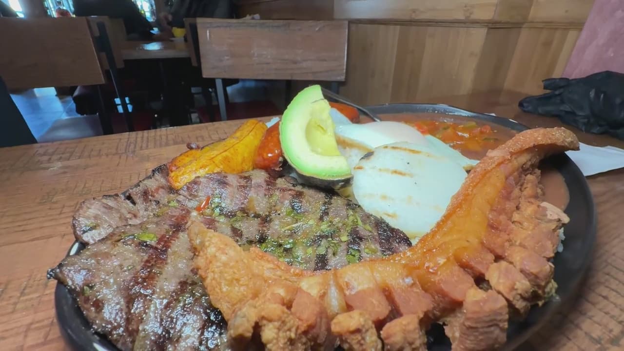 Nuestras Recetas: bandeja paisa, delicia de la cocina colombiana