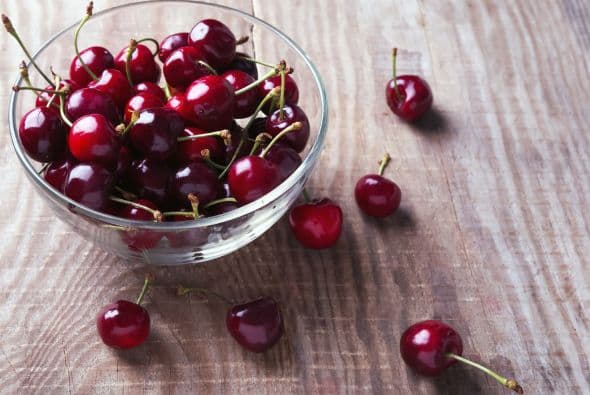 <b>Cerezas. </b>Son ideales para poner fin a la hinchazón por ser uno de los alimentos con una gran cantidad de propiedades antiinflamatorias.