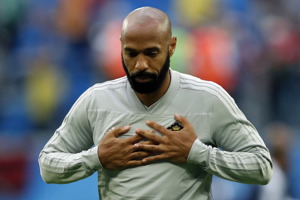 Thierry Henry hace parte del cuerpo técnico de Bélgica, por lo que vivió una jornada especial en el comienzo del partido contra Francia por la semifinal del Mundial Rusia 2018.