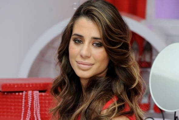 En el 2005, Elena Tablada comenzó a salir con el cantante, ella lo admiraba y durante más de cinco años estuvieron juntos.