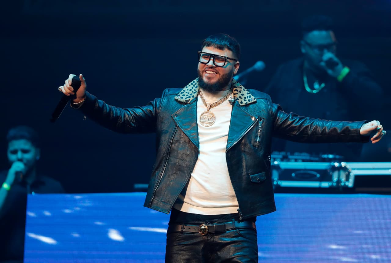 Farruko se declarará culpable de los cargos federales que enfrenta luego de que intentara ingresar el año pasado 51,802 dólares en efectivo a Puerto Rico sin declarar.
<br>