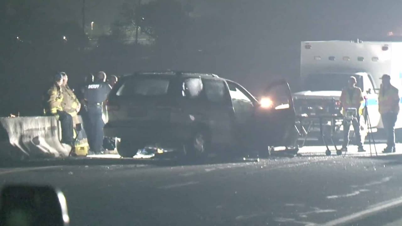 Los conductores de los otros dos vehículos fueron transportados vía aérea a hospitales locales.