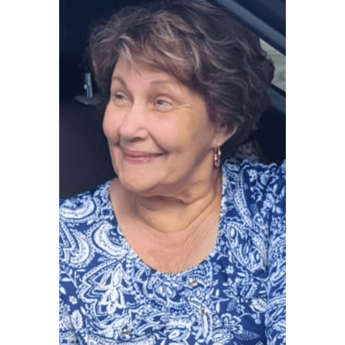 Sahara Haj – ysa saluda a su linda madre.