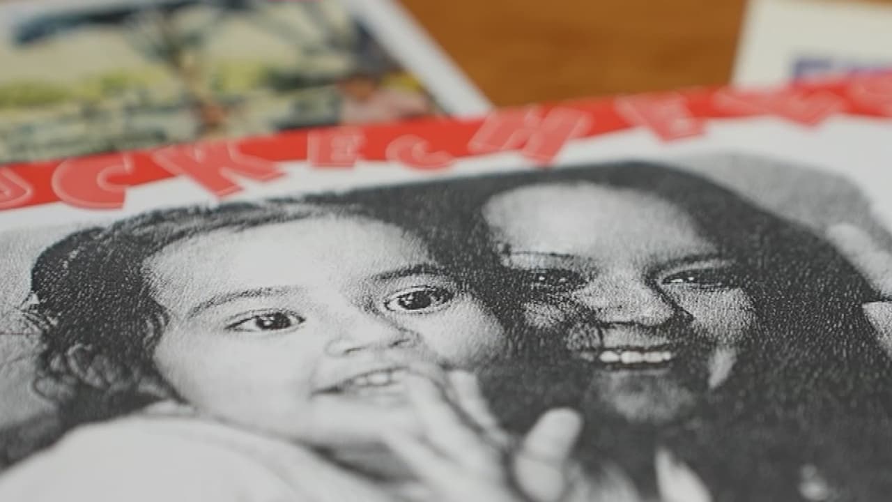 Mujer con DACA demanda al gobierno tras deportación ilegal a México