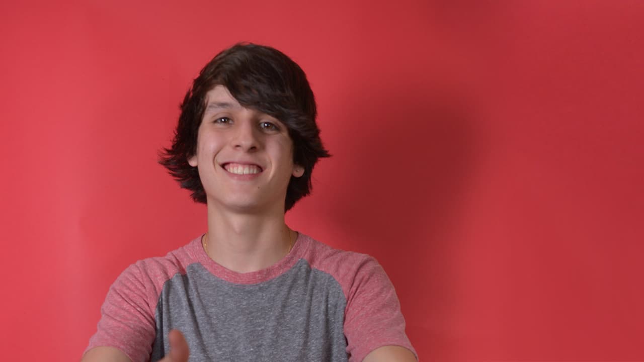 Christopher enamoró a las chicas con su look y convenció a los jueces con su voz.