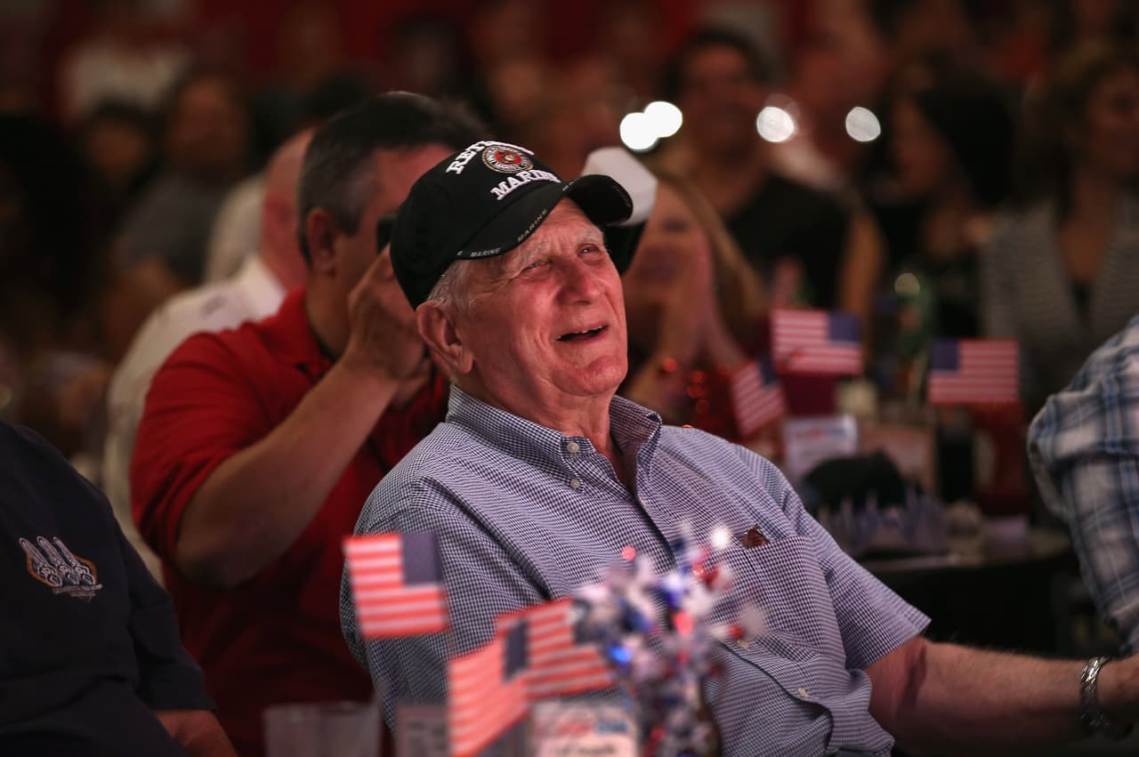 La generación nacida después de la Segunda Guerra Mundial (los baby boomers), cuyos integrantes más grandes están llegando a los 70, creció con el sonido de fondo de las risas grabadas de la TV y están acostumbrados a reírse de cosas que a veces no parecen tan graciosas.