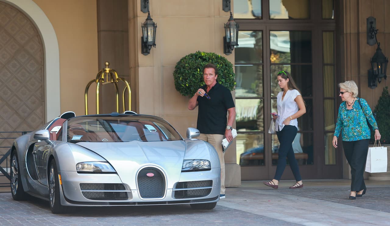 Pero no sólo ella se unió al festejo, también sus hijas Katherine y Christina.