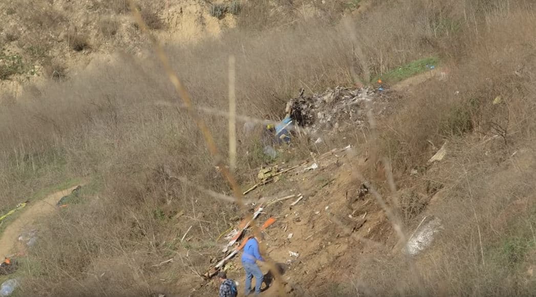 El lugar del incidente está localizado a 1,085 pies sobre el nivel del mar en las montañas de Malibú.