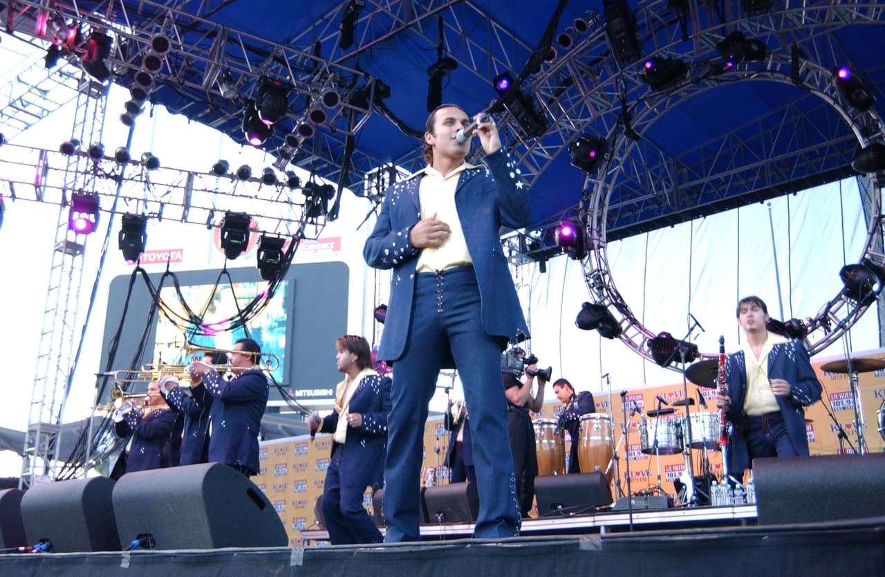 Ambos logran terminar de grabar el disco para celebrar los 60 años de la banda, titulado 'Tengo una ilusión'.