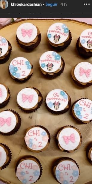 En la fiesta de Chicago también hubo golosinas en forma de Minnie Mouse y galletas heladas.