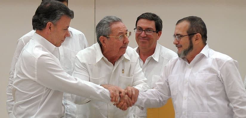 Presidente de Colombia propone tregua bilateral con FARC desde el 1 de enero