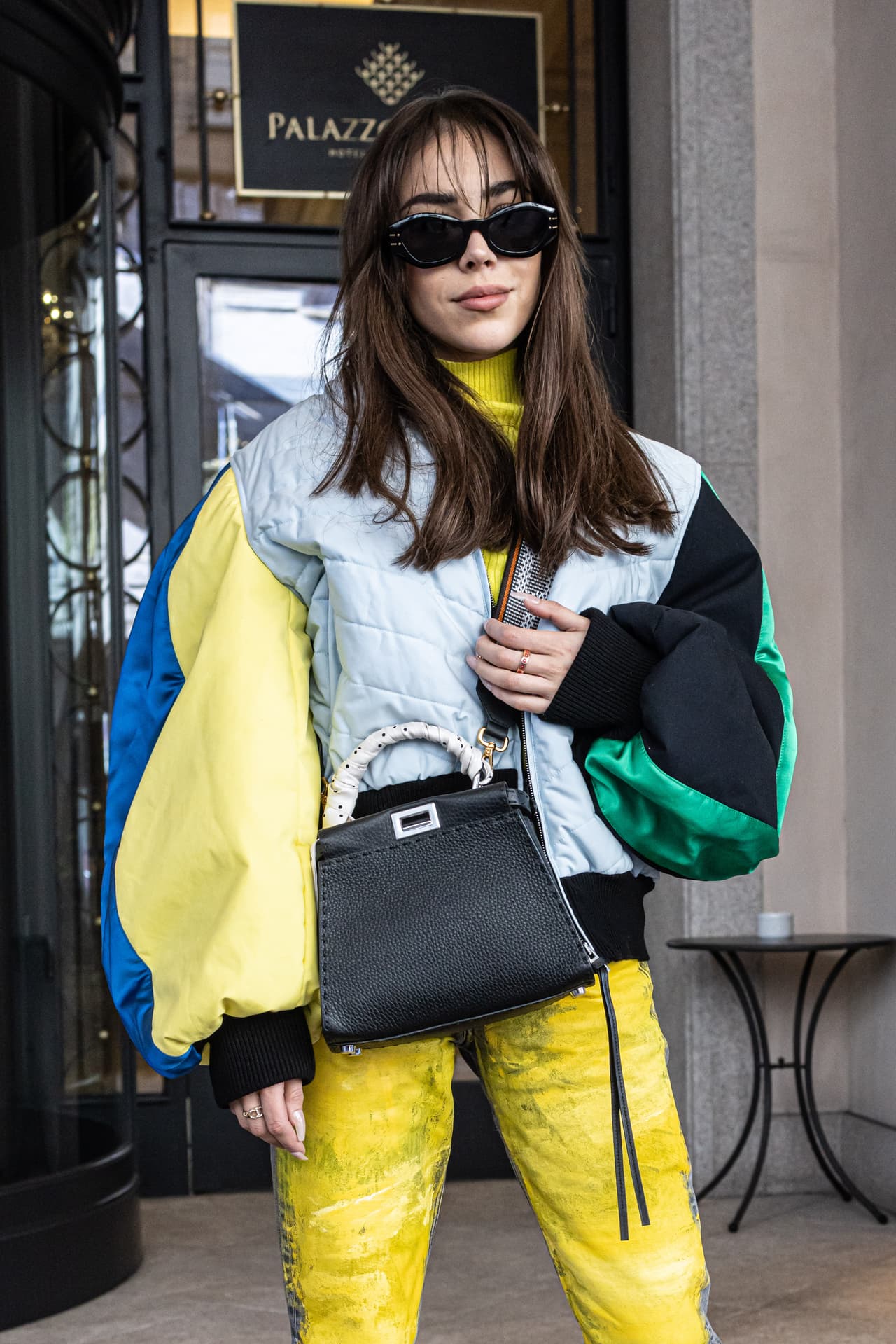 Asimismo, en una entrevista para la revista 'Vogue México' en 2022, comentó que su inspiración y amor por la moda viene de familia.