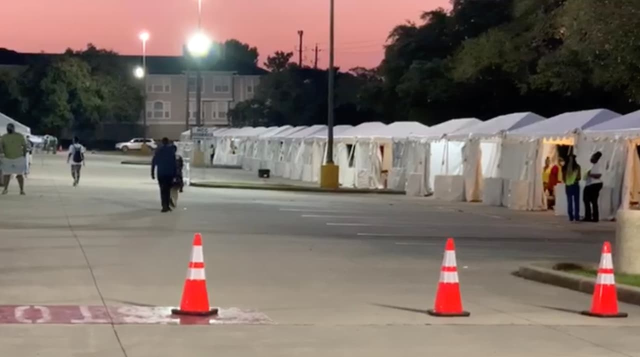 Puede visitar las siguientes páginas de internet para obtener más información:harrisvotes.org, fortbendvotes.org, galvestonvotes.org, brazoriacountyclerk.net, co.chambers.tx.us/page/elections, co.liberty.tx.us/page/liberty.elections, co.matagorda.tx.us/page/matagorda.elections, elections.mctx.org/ , www.co.walker.tx.us/elections