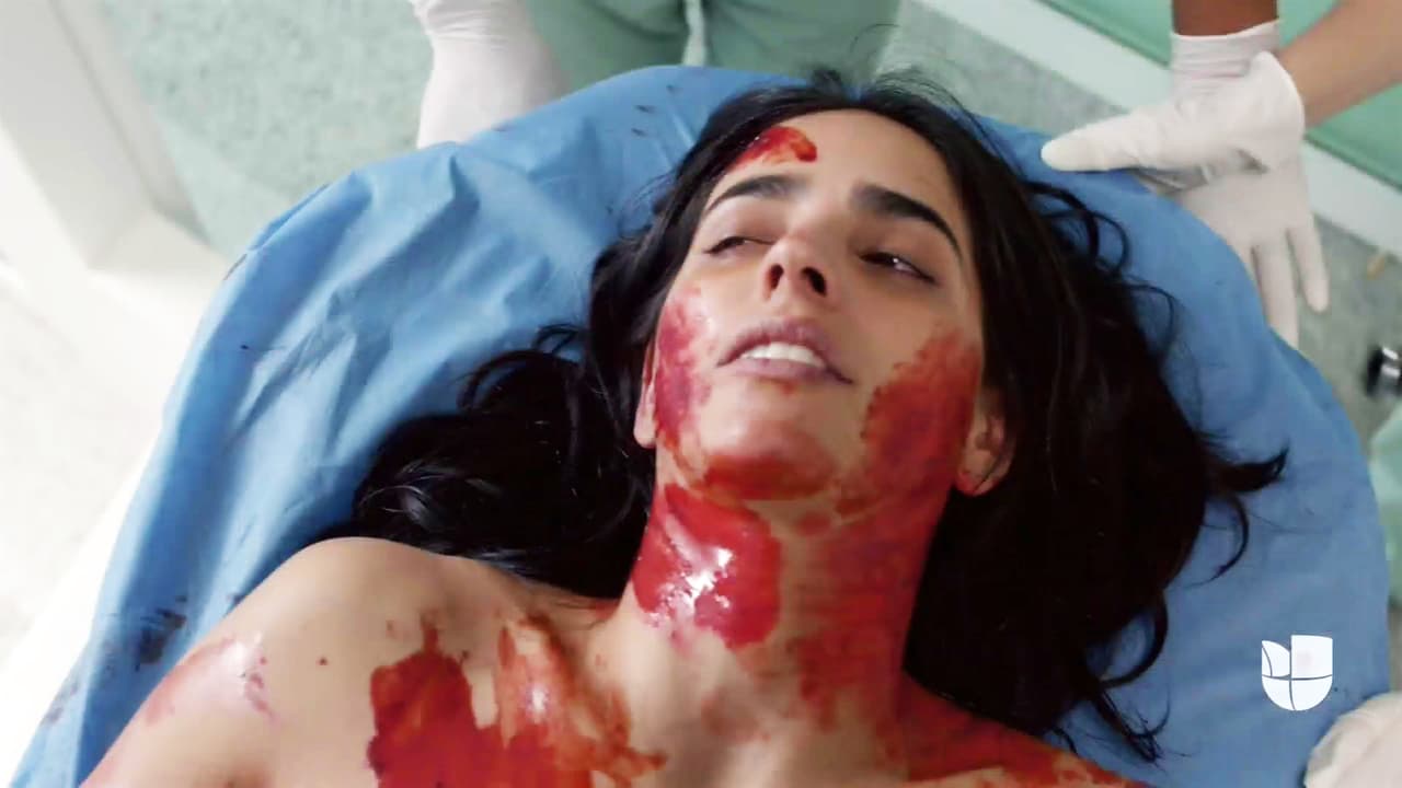 La joven había sido herida de muerte y poco a poco el alma abandonada su cuerpo.