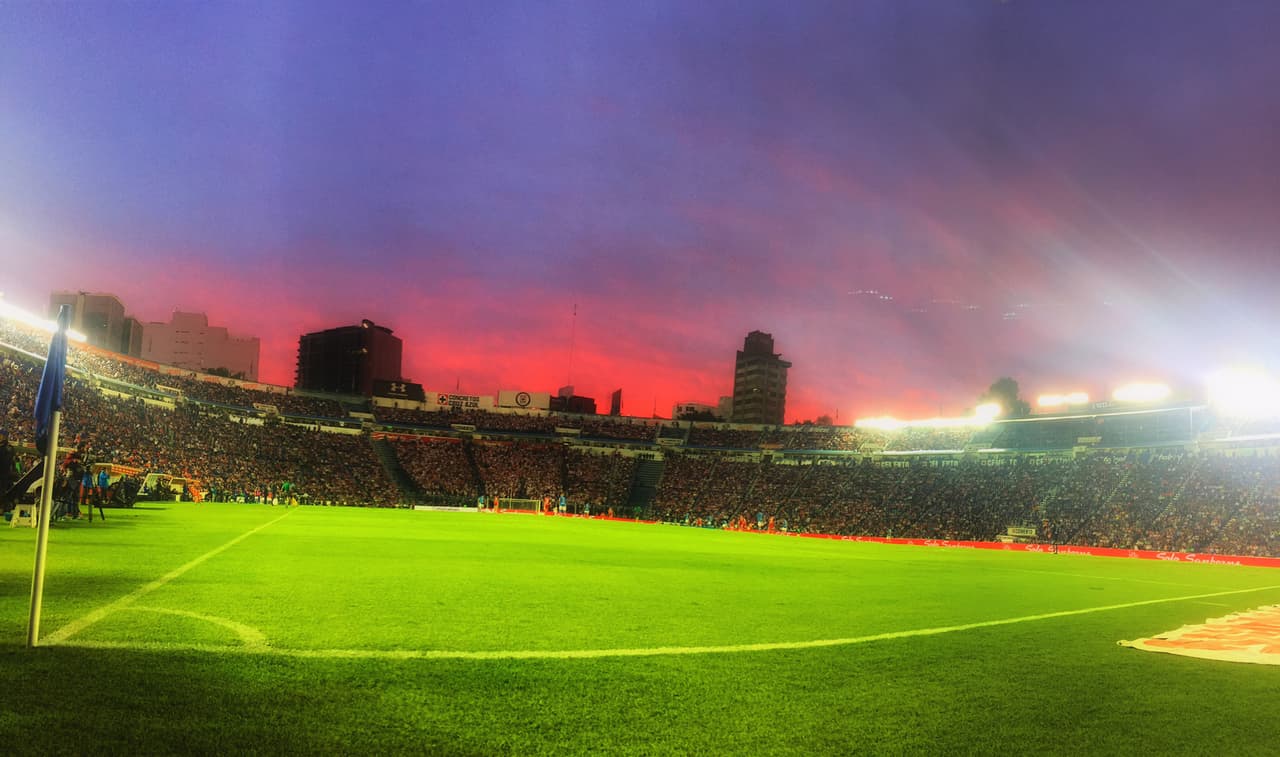 Cámara Húngara: Adiós al Estadio Azul