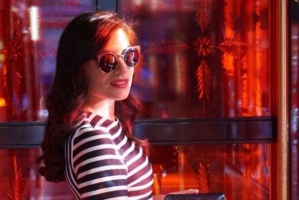 Al verla así podríamos pensar que se trata de una estrella hollywoodense de los años cincuenta.