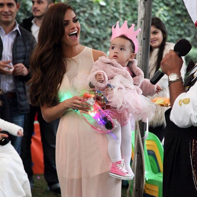 Esta foto es de la fiesta de la pequeña Marisol, la compartió su mami en Instagram.