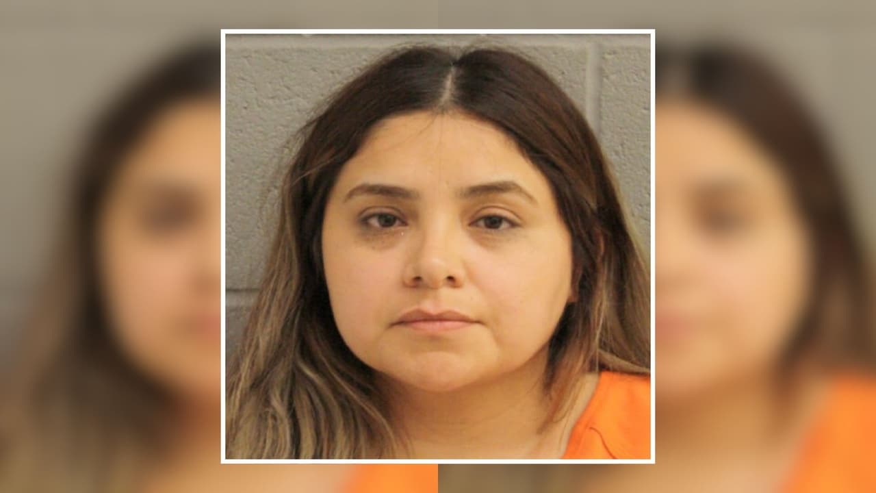Una madre de Texas es arrestada por conducir ebria con dos niños al interior del auto