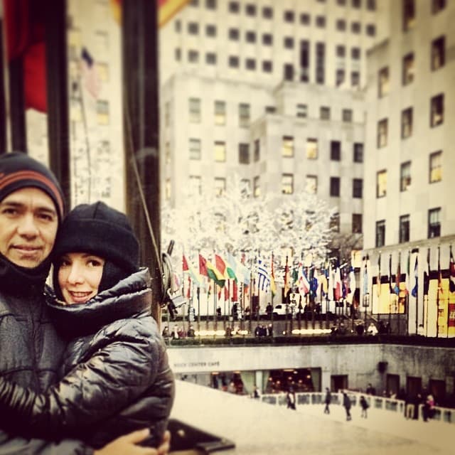 Aunque ambos disfrutan de la bella familia que han formado, también hacen espacio en sus respectivas agendas para disfrutar tiempo solos.