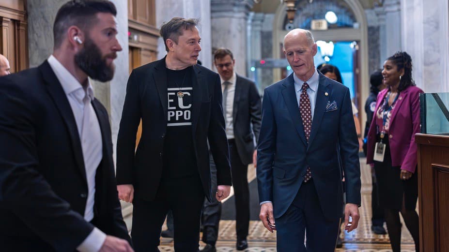 Enfrentados a la ira de los votantes, legisladores republicanos llaman a Musk a seguir las leyes